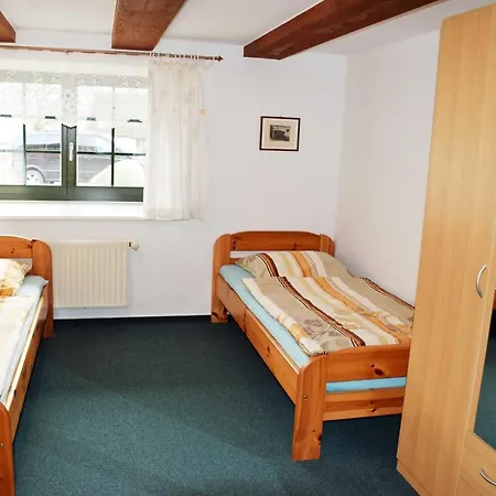 Lindenhof Gro_zicker Κατάλυμα σε φάρμα Groß Zicker